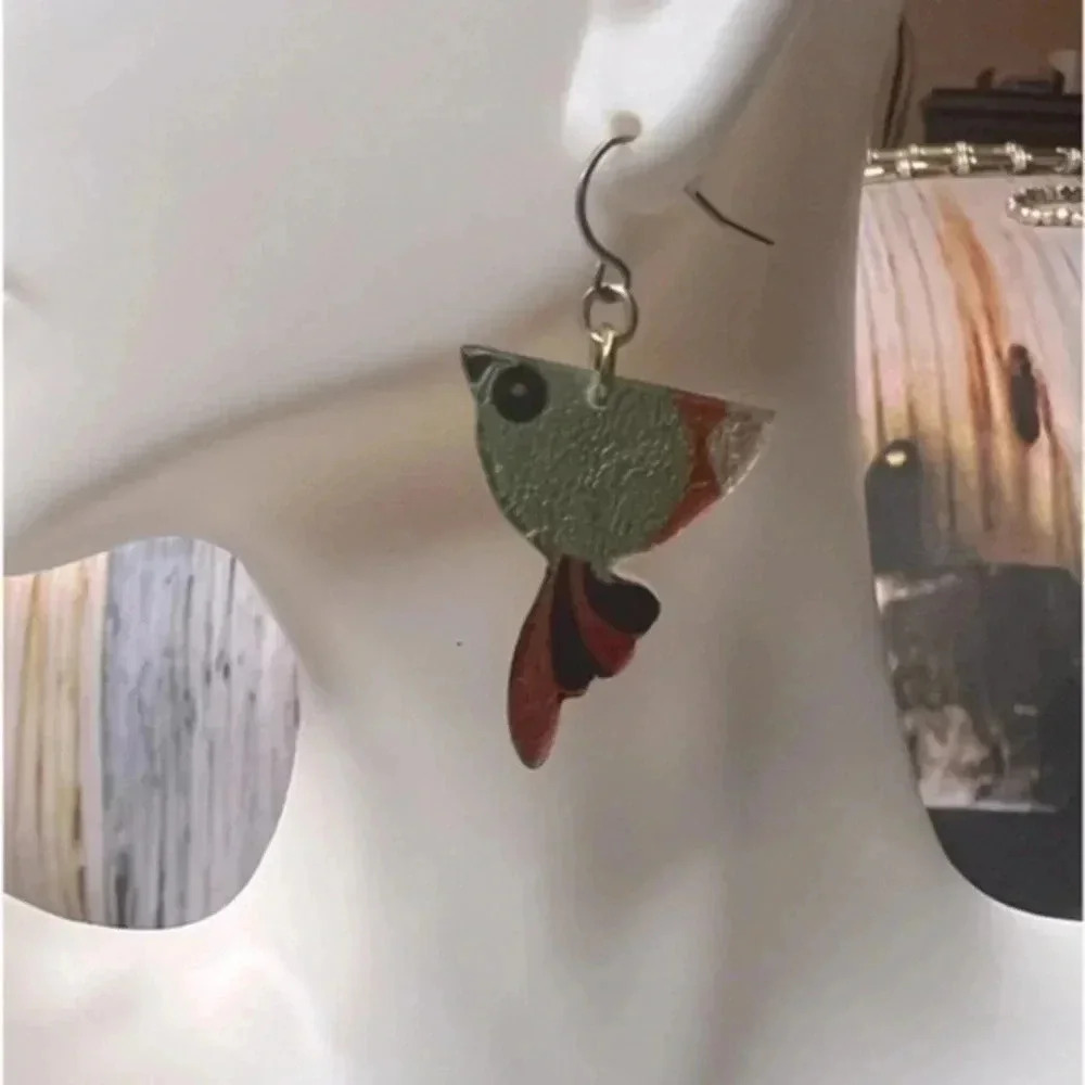 Adorable & Fun Flirty Fish Earrings